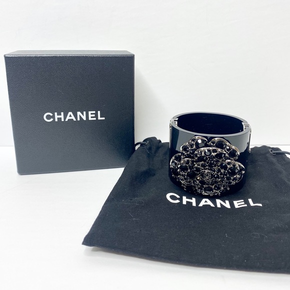 CHANEL Jewelry - Authentic Chanel Festival Resin Camellia Cuff